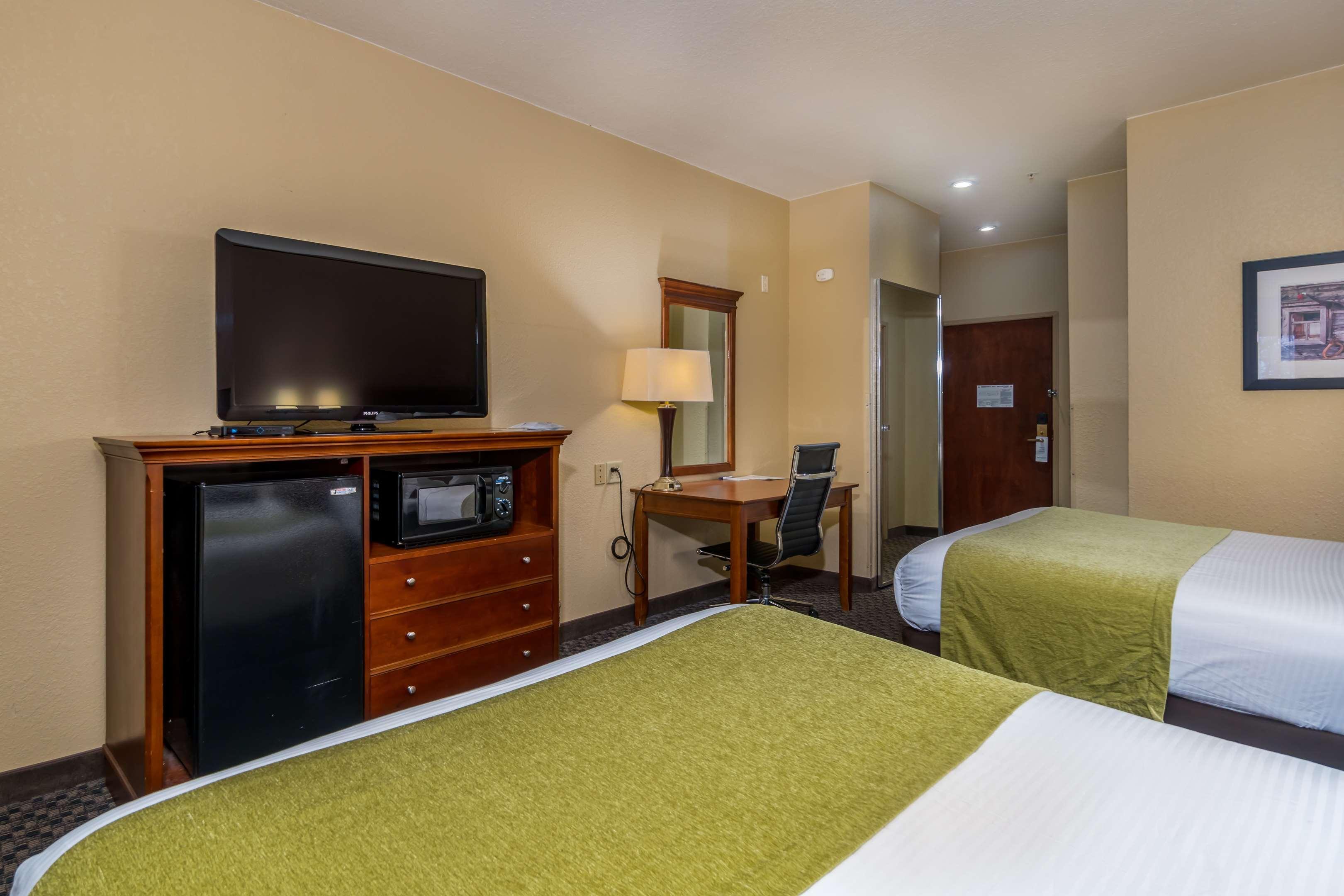 Best Western Plus Shamrock Inn & Suites Esterno foto