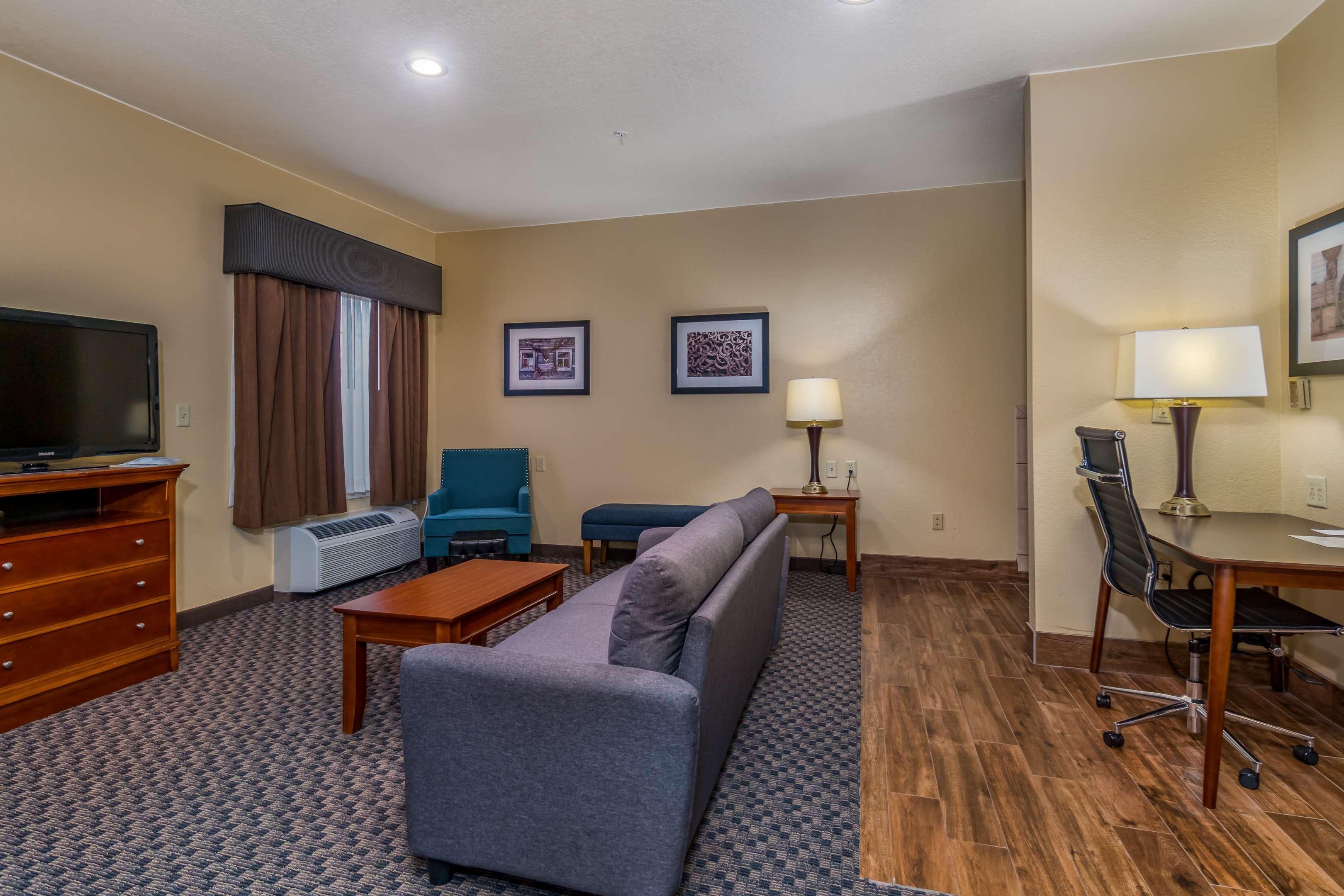 Best Western Plus Shamrock Inn & Suites Esterno foto
