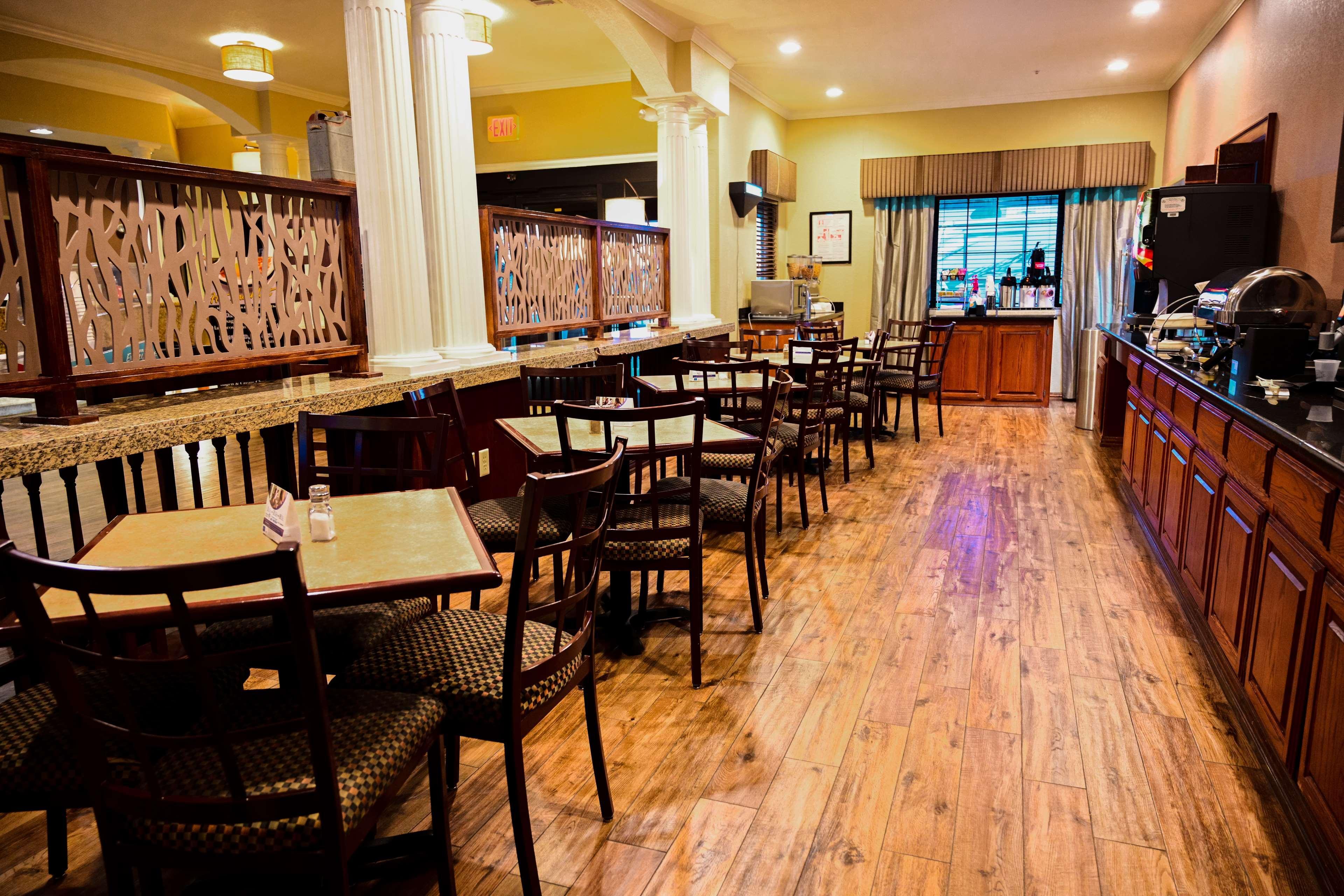 Best Western Plus Shamrock Inn & Suites Esterno foto